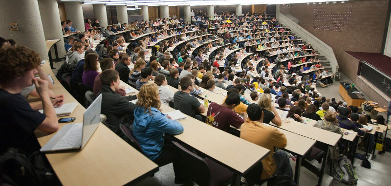 Ricercatore Glottologia e linguistica Università degli Studi di Palermo – Dipartimento di Scienze Umanistiche